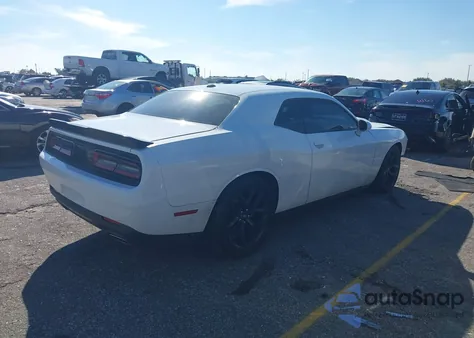 2021 Dodge Challenger Gt z USA, uszkodzony, nr VIN 2C3CDZJG6MH662768